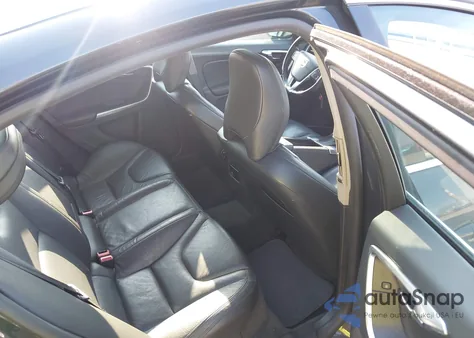 2014 Volvo S60 T5 from USA, damaged, VIN YV1612FH4E1289931